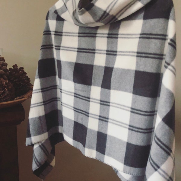 Grey Gray White Poncho Plaid wrap fleece - teacher gift - The Saratoga Poncho #wraplife ruana tunic top