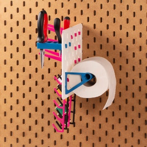 Is your IKEA Skadis pegboard too small? Easily enlarge it with a 20x20cm side panel!