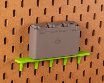 Shelf 20x2.5 cm - Printboard - Fits IKEA Skadis pegboards