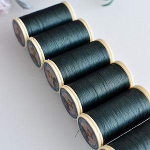 Sajou- No. 742- SKY GLOVING THREAD- Fil a Gant Au Chinois