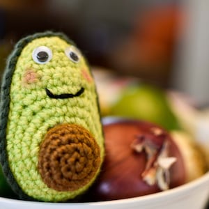 Happy Avocado Amigurumi Pattern