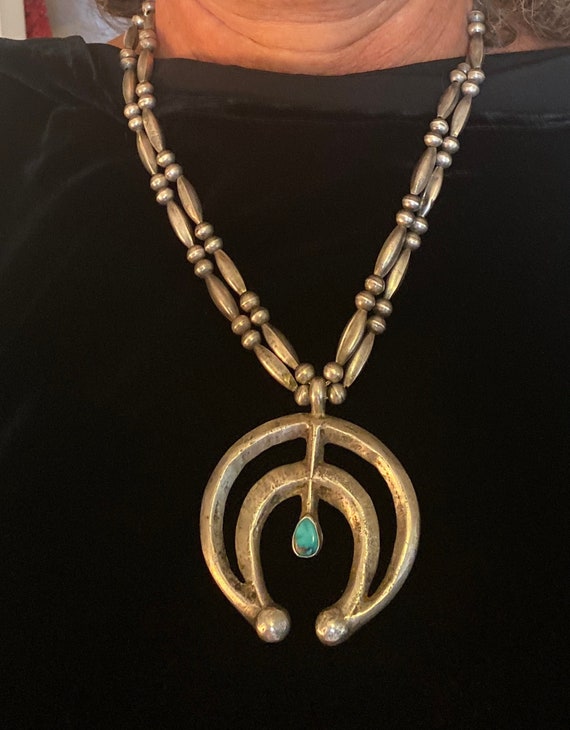 Stunning Vintage Native American Jewelry Navajo Sterling Silver Naja Tubule Necklace Stunning Vintage Native American Jewelry Navajo Sterling Silver Naja Tubule Necklace