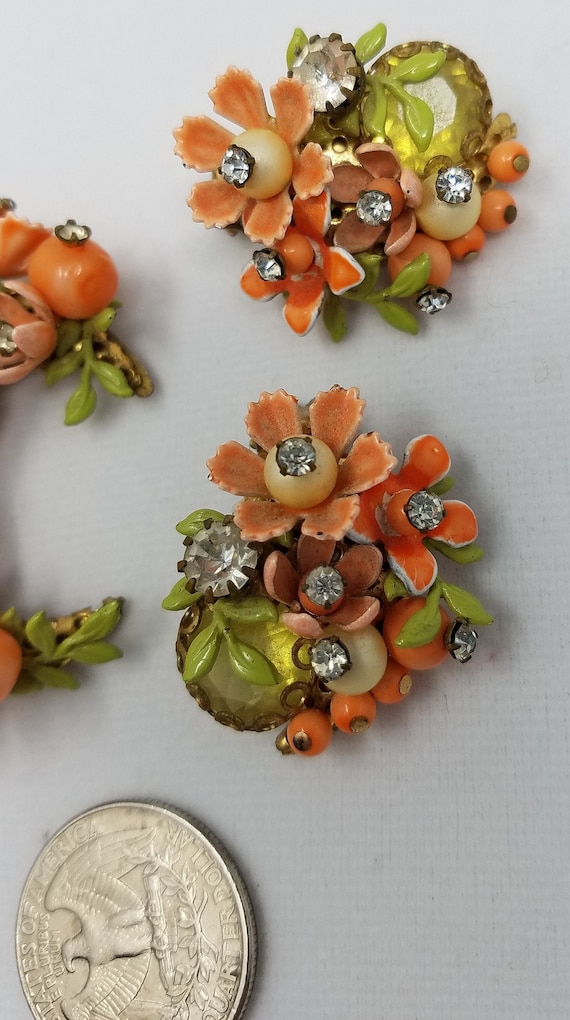 Vintage Floral Brooch and Earrings - image 5
