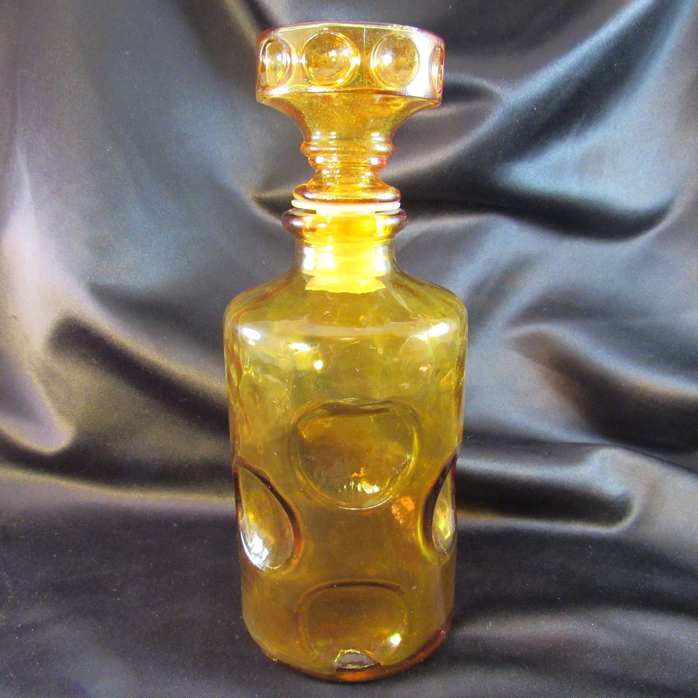 Vintage Empoli glass Decanter Vase in Amber hobnob circle polka dot dots pattern NO stopper Vintage Empoli glass Decanter Vase in Amber hobnob circle polka dot dots pattern NO stopper