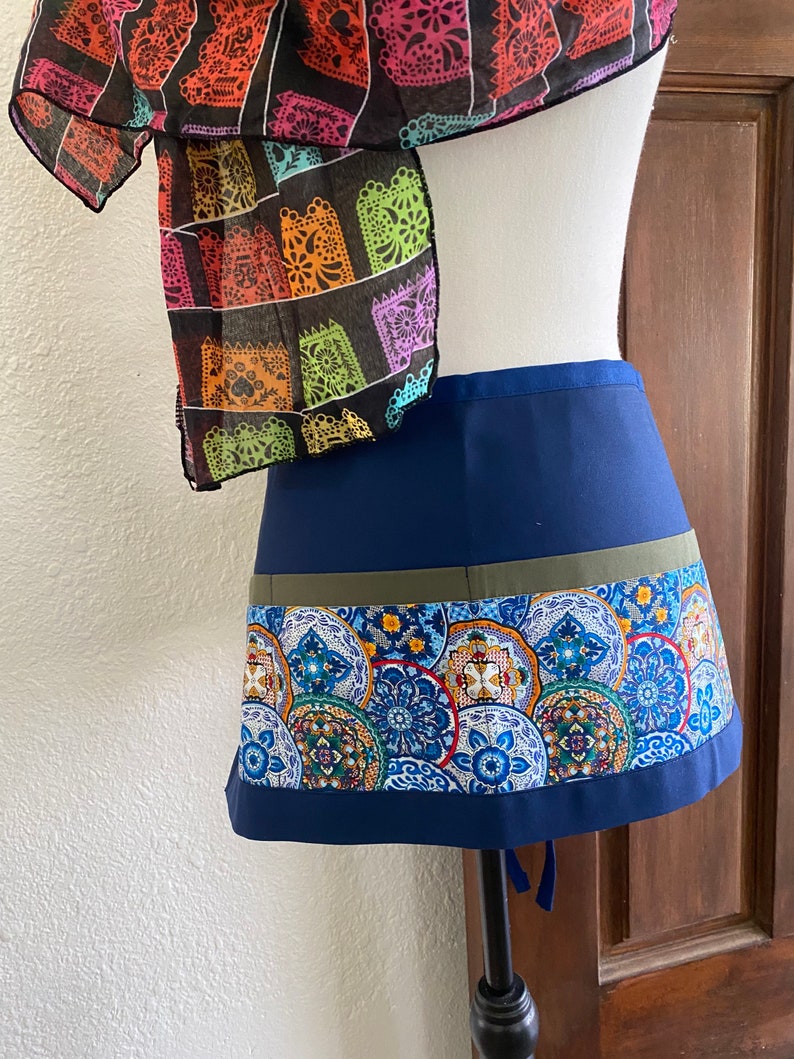 Talavera Plates Multipurpose Apron
