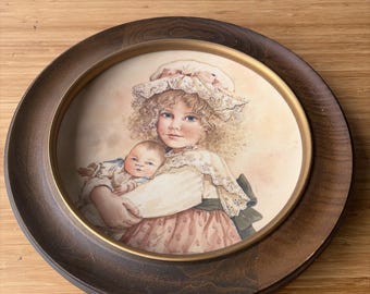 Plato de colección Jan Hagara "Adrianne y la muñeca Bye-Lo" 1057/5000 10,5 x 10,5