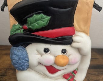 Christmas Happy Ceramic Porcelain Snowman Gift Bag Figurine 5.75 X 4x3.25