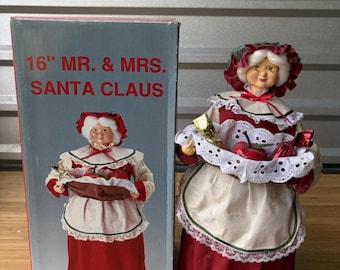 Vintage 16” MRS. Santa Clause Christmas Decor
