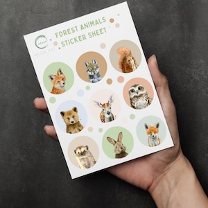 Hoja de pegatinas de animales del bosque: 9 pegatinas circulares con zorro, oso, búho, erizo y criaturas del bosque. Bonitas pegatinas de naturaleza para diario.