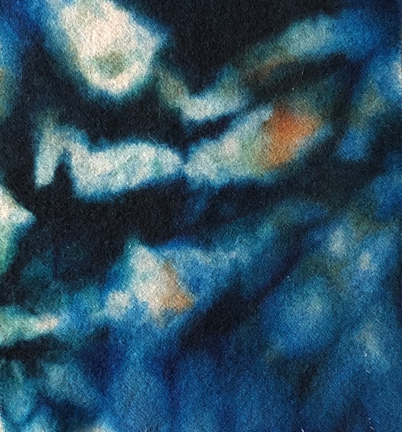 Wool Fabric Dyed Blue /& Tan