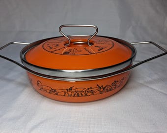 Siltal Egyptian Revival Depositata Emaille Ware Pannen 2 qt. Afgedekte pan jaren 1970 ITALI Carla Agnelli Designer