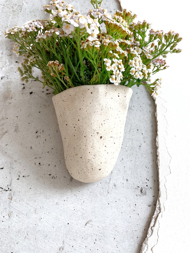 Stoneware Wall Pocket Planter Wall Hanging Succulent Planter Flower Pot Hanging Plant Holder Vase Wallvase Bowl image 3