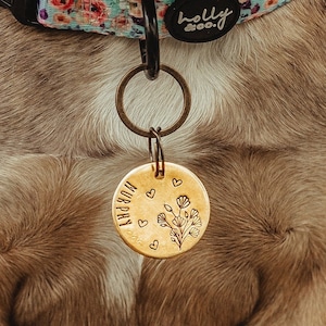 Hundemarke für Hunde, Hundeanhänger im Adventure-Stil, Hundeanhänger mit Bergen und Bäumen, personalisierter Hundeanhänger, Haustier-Id-Tag