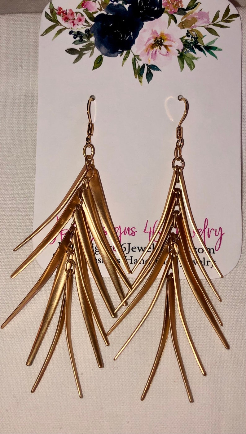 prom party jewelry gold plate ear wires Long gold tone brushed satin metal stacked spear feather dangle earrings long fancy gold earrings