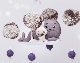 Arctic baby mobile Monochrome mobile Felt seal nursery decor Gender neutral Baby Shower gift Baby cot mobile Winter stuffed animals