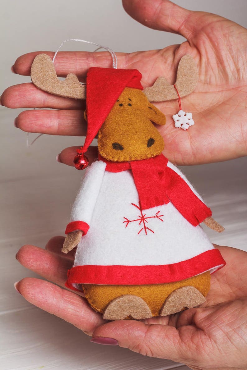 PDF reindeer pattern Stuffed deer Christmas ornament Easy