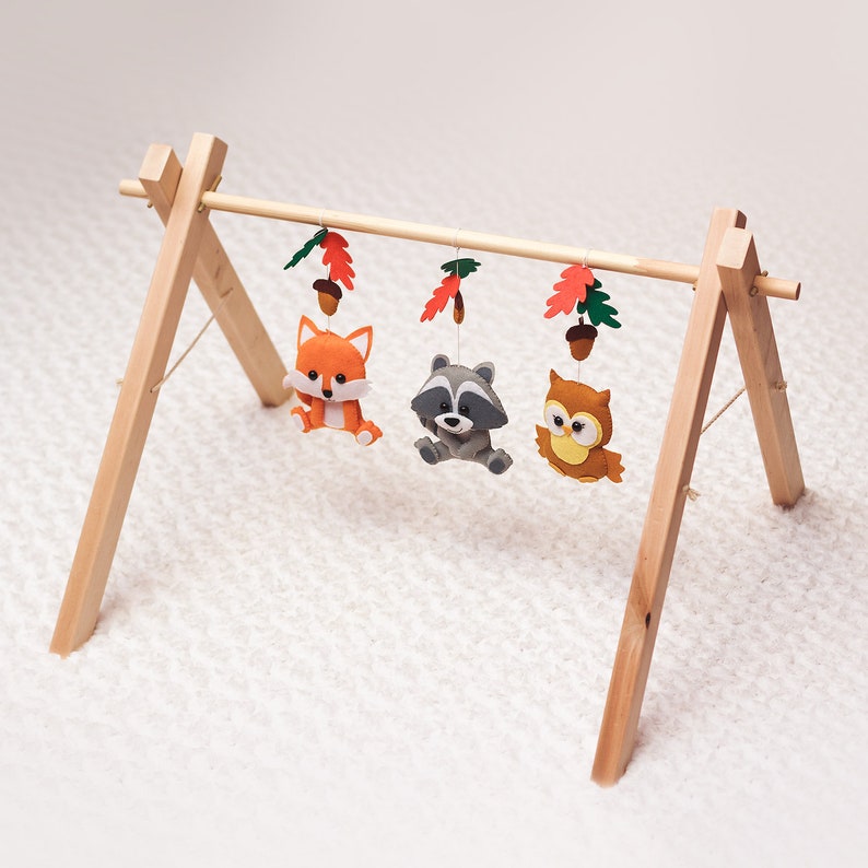 Forest Hanging toys set Baby gym toys set for newborns Woodland nursery decor Felt animals Deer Skunk Activity gym Baby shower gift for baby image 5