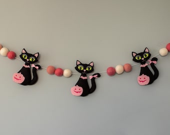 Handmade Felt Halloween Garland: Black Cats & Pumpkins, Spooky Decor