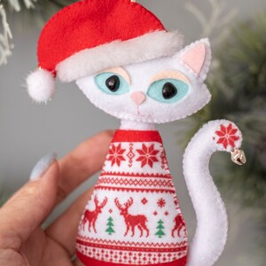 Felt cat ornament Christmas ornaments White cat ornament plush gift Pet lovers gift Stocking stuffer gift Housewarming gift image 4