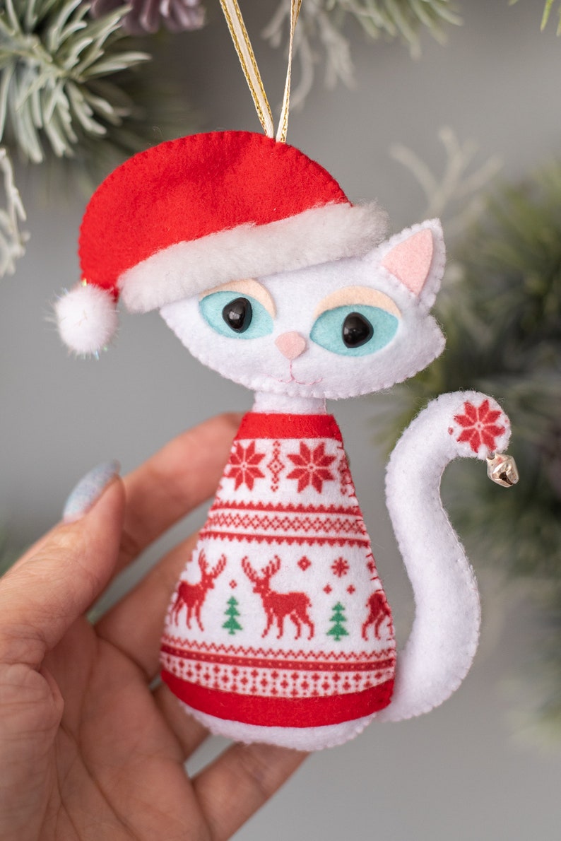 Felt cat ornament Christmas ornaments White cat ornament plush gift Pet lovers gift Stocking stuffer gift Housewarming gift image 4