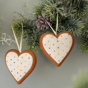 Handmade Felt Gingerbread Man Christmas Ornaments: Beaded Holiday Decor