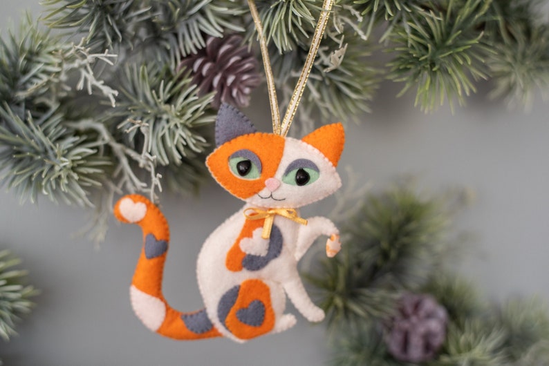 Cat ornament Custom cat ornament Personalized Pet Ornaments Felt cat plush gift Pet from photo Stocking stuffer gift Christmas ornaments calico cat