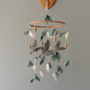Butterfly mobile Moth nursery mobile Insect mobile for baby crib Hanging woodland Nature forest nursery decor Baby shower gift for newborn
