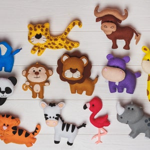 Felt animals Christmas ornaments Lion Giraffe Elephant zebra Jungle nursery decor Safari Africa magnets for toddlers Play set for kids gift