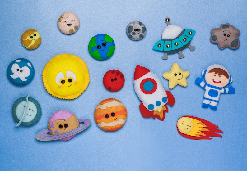 Felt solar system play set Fridge Magnets for kids toddlers