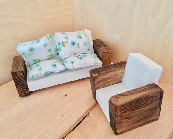 dollhouse couch