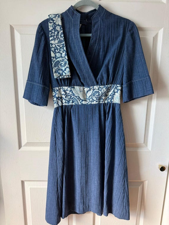 faux wrap denim dress Melissa Lane Vintage 80s 90s Chambray w Scarf Size 8 Nora denim Faeriesty Women's Elegant Champagne Size_Apparel:38 secured via a buttoning halterdresses