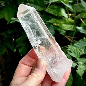 High Grade Clear Quartz Crystal Healing Wand from Serra do Cabral, Beautifully Clear Brazilian Metaphysical Quartz Crystal