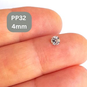 4mm crystal clear chatons , Swarovski pointed back rhinestones , xilion round stones , SS17 size , PP32