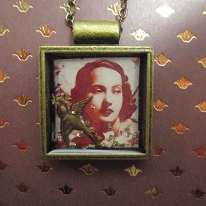 Merle Oberon Old Hollywood necklace image 1