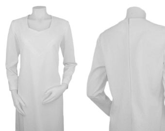 Vintage 60s Mod White Textured Shift Dress 1960s Women Medium M