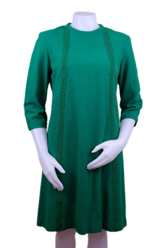 Vintage 60s Emerald Green Shift Dress with Lace D… - image 2