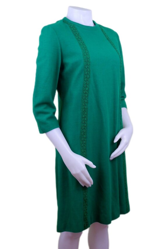 Vintage 60s Emerald Green Shift Dress with Lace D… - image 5