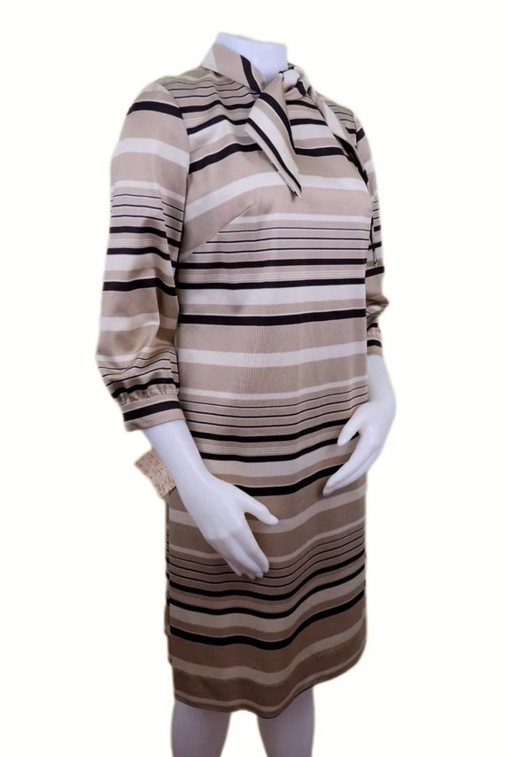 Vintage Deadstock 60s Mod Striped Dress with Tie … - image 4