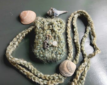 Selkie Medicine Pouch Necklace – Handmade Knit Ocean Amulet Bag – Green Aventurine, Sea Glass Talisman Holder, Coastal Witch Jewelry