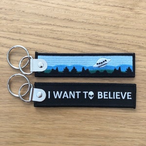Keyring &quot;I want to believe&quot; (glows in the dark)