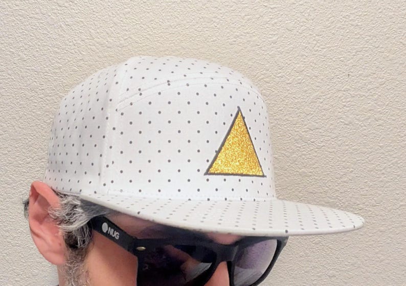 Angine De Poitrine Hat Triangle - Etsy