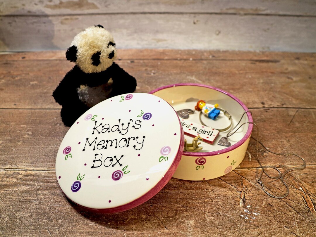 Round Memory Box - Etsy