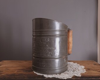 antique flour sifter - Barker's Patent handheld shaker sieve made in the USA - primitive country kitchen display