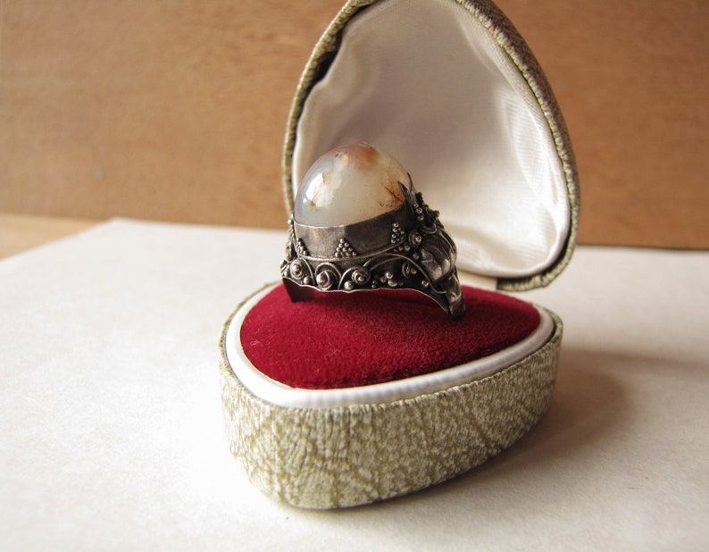 1970s bohemian rockstar jewelry incredible tribal white metal wide band ring size 10 11 grey agate statement ring