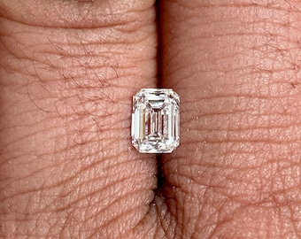 1.02 Carat Lab Grown Emerald Cut Diamond: D-VVS1, IGI Certified