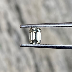 DIAMANTE GRIS, Diamante NATURAL, Diamante Esmeralda, Diamante de piedras preciosas con forma de esmeralda moderno de 0,59 quilates para anillo