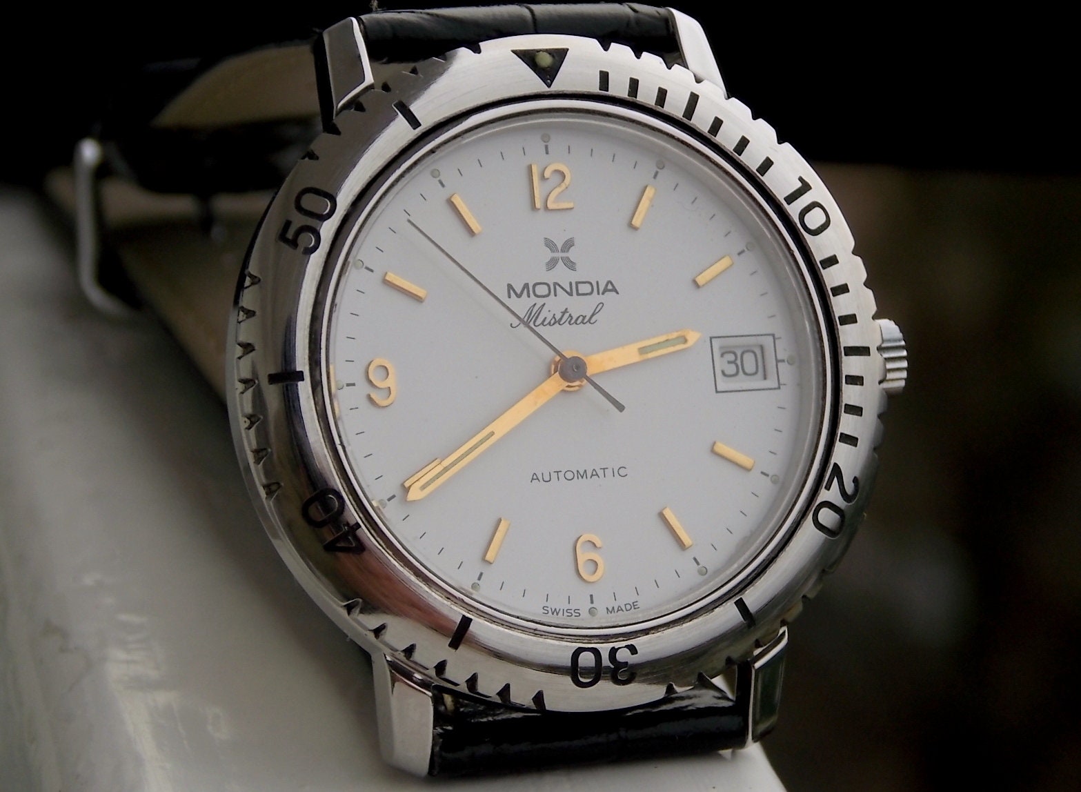 Exceptional automatic MondiaZenith model Mistral ETA 28922 Etsy