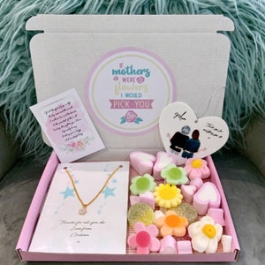 Personalised Mother’s Day Gift Mums Were Flowers Sweet Box Self Care Gift For Her Flower Necklace Hug In A Box Chocolates Grandma Nana Nanny