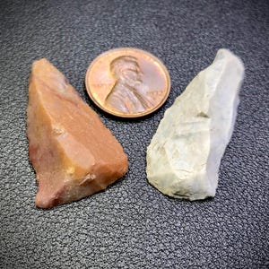 Pair of Adams Co Nebraska Flake Scrapers - Native American Lithic Artifacts ~ Stone Relic
