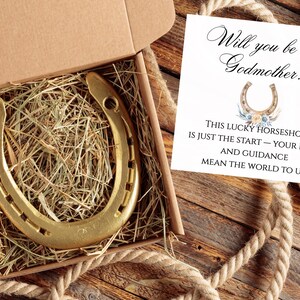 Coffret cadeau proposition de marraine - Fer à cheval porte-bonheur personnalisé | Façon unique de demander à sa marraine | Souvenir personnalisé avec carte et emballage cadeau